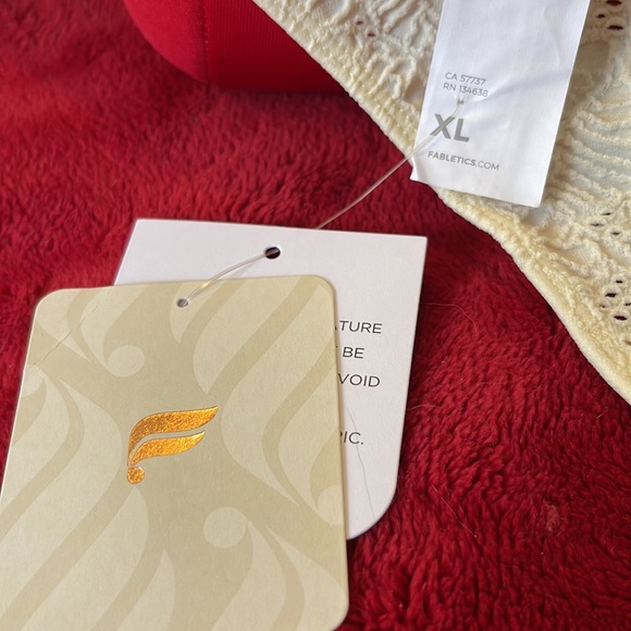 Fabletics Seamless Lace High Waist Thong NWT XL - Picture 3 of 13